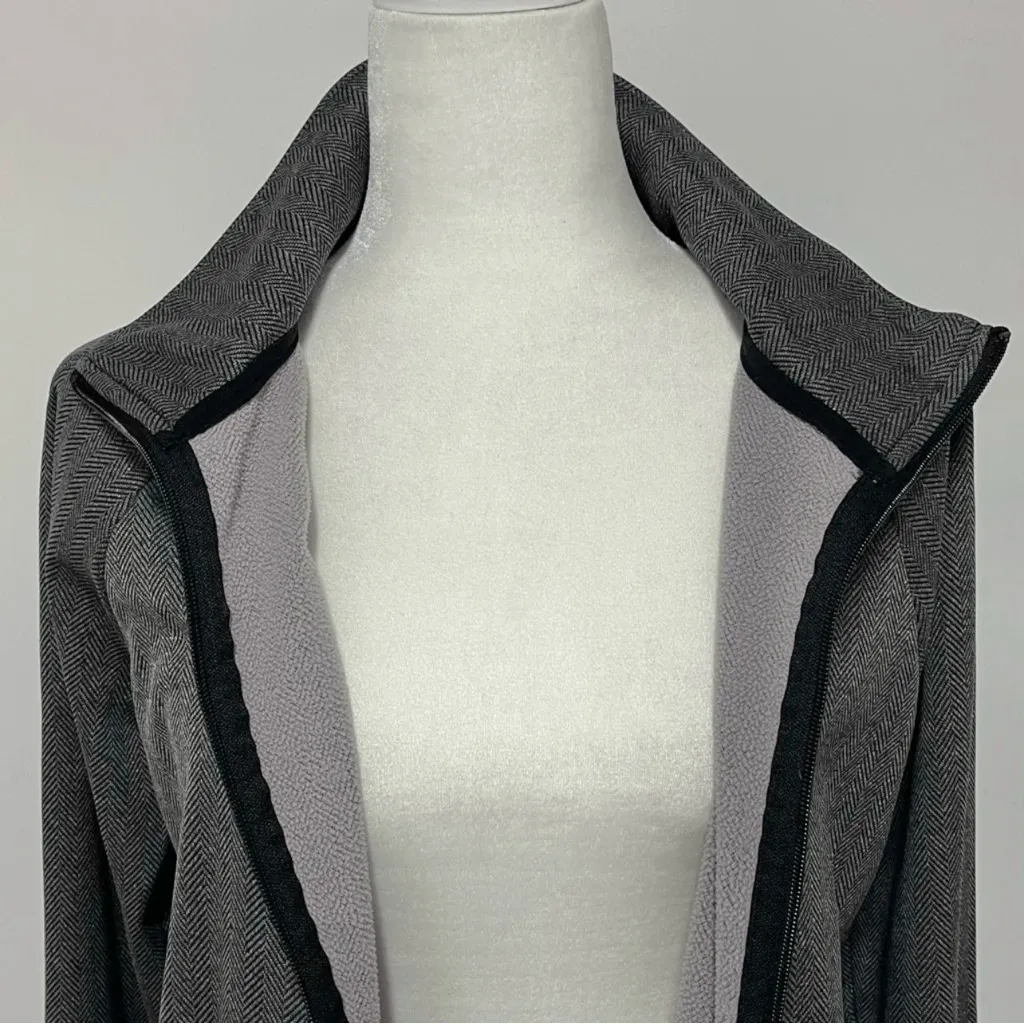 C9 by Champion Herringbone Fleece Zip Up Jacket (Gray) - Image 10