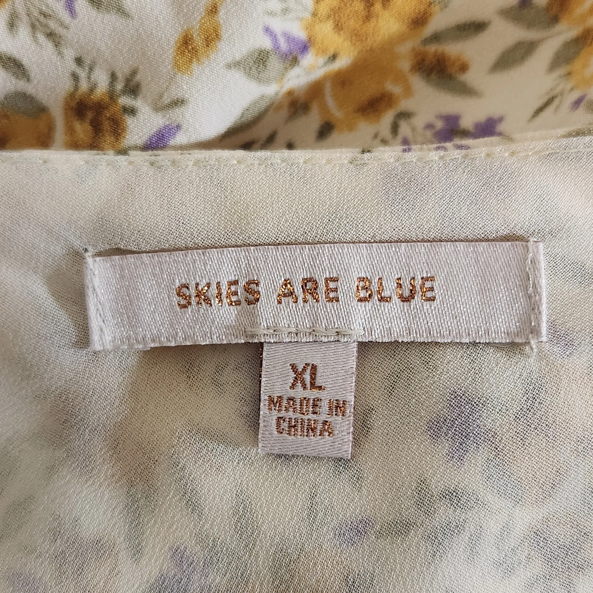 Skies are Blue Butter Yellow Floral Tank Top with Double Straps Size XL - Image 6