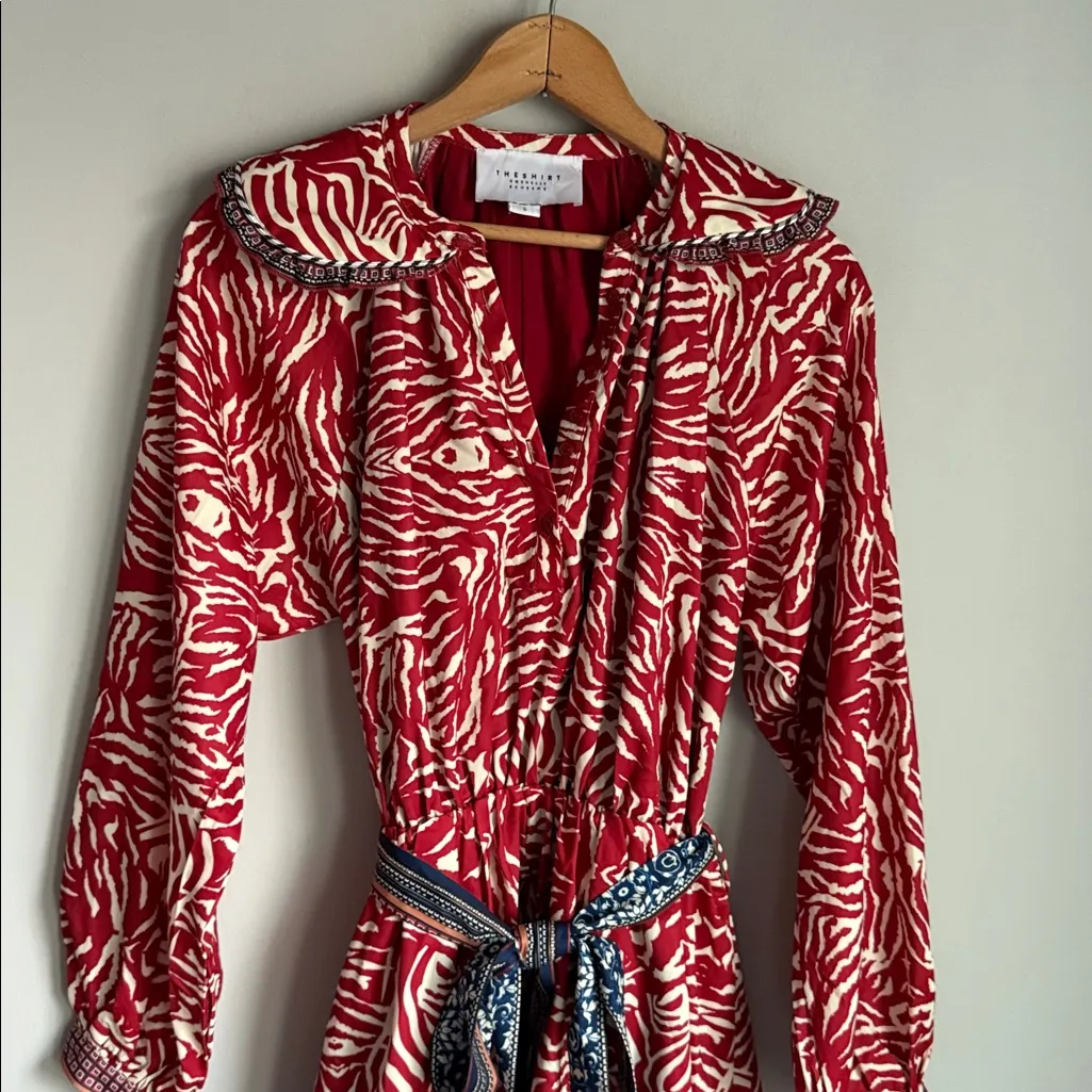 THR SHIRT BY ROCHELLE BEHRENS THE TAYLOR DRESS SMALL Red - Image 5