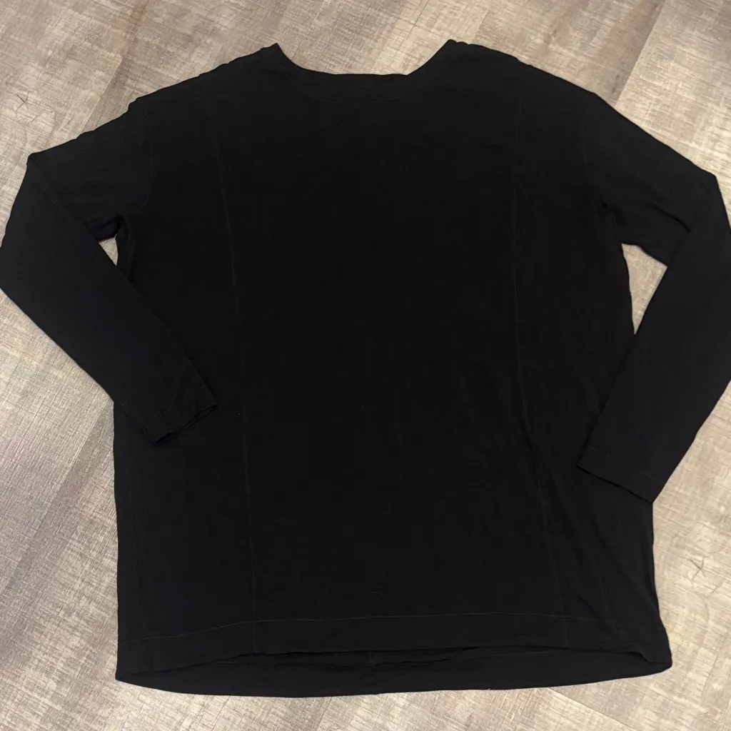 Lululemon Modal Pleated Back Long Sleeve Shirt - Image 3