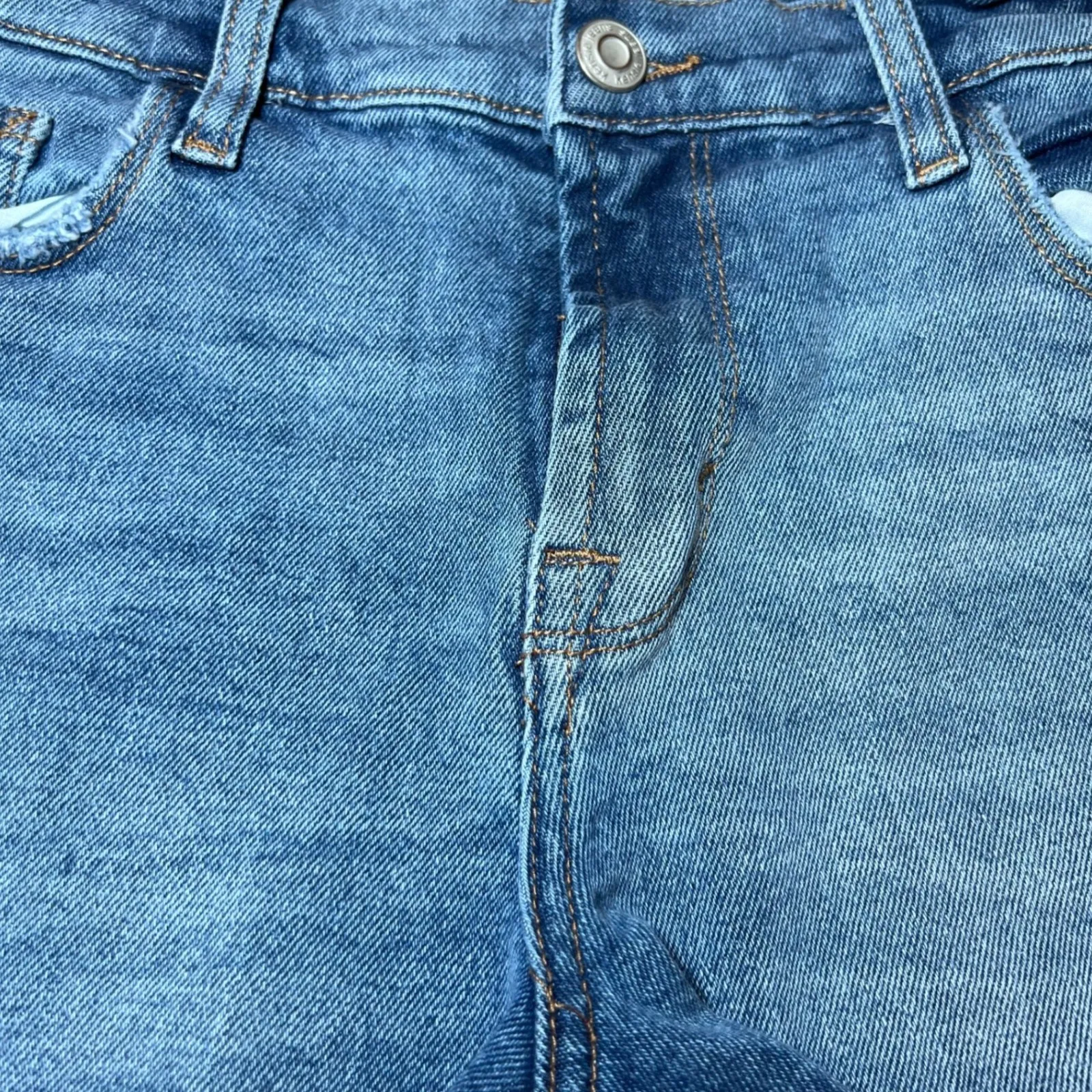 Kensie Jeans Vintage Luxe The Short Denim Shorts Womens 10/30 Distressed Raw Hem - Image 15