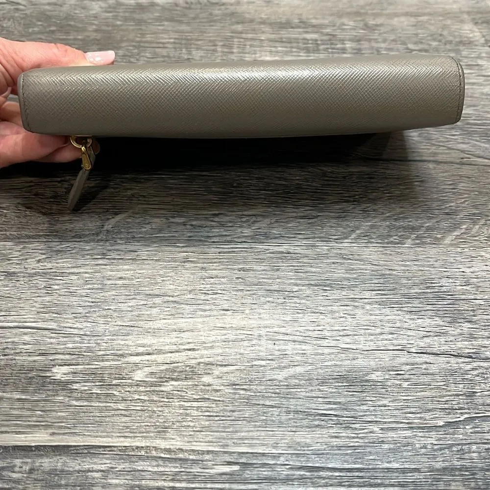 Authenticated Prada Beige Saffiano Lux Wallet ($1,100) 🌟professionally cleaned 🌟 - Image 8