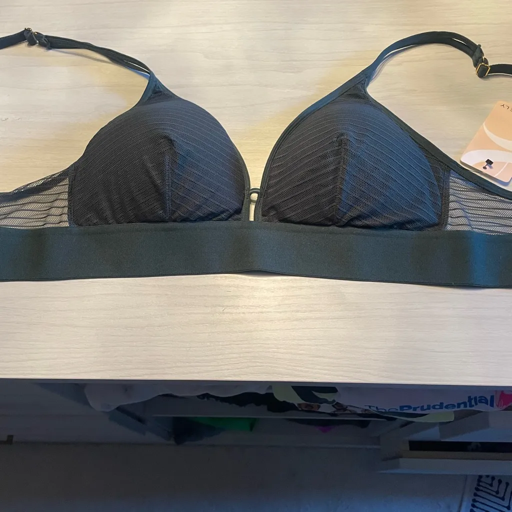 Lively Emerald Green Mesh Women's Bra Size L - Image 13