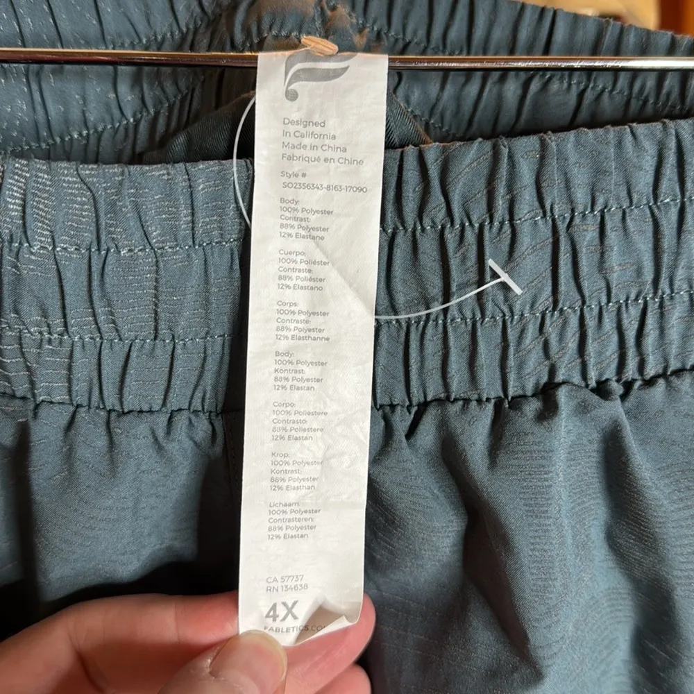 Fabletics Full Speed Mid-Rise Run Short High Frequency Reflective Size 4X - Image 7