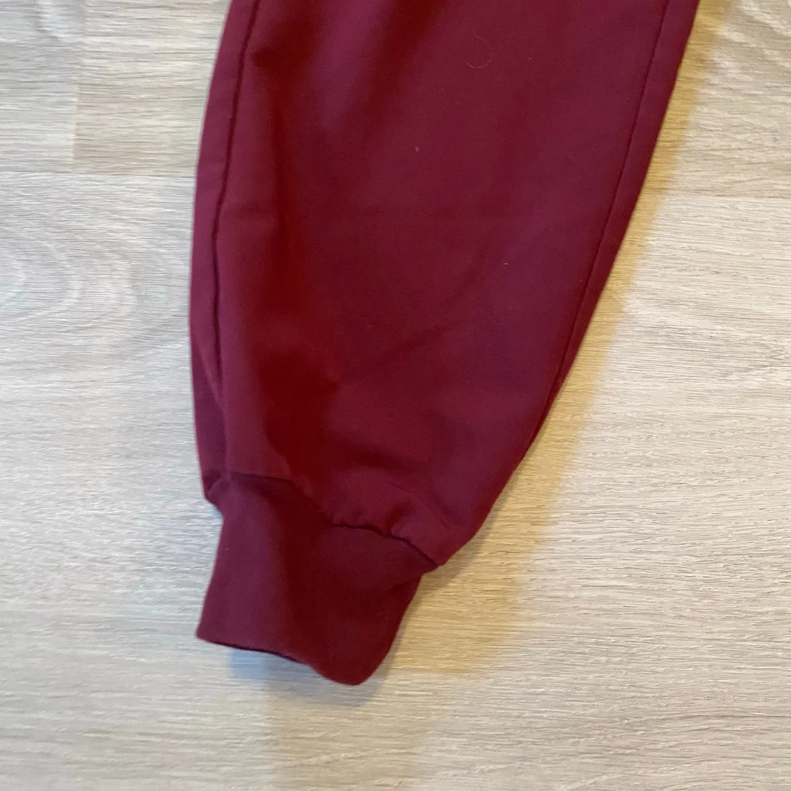 FIGS Burgundy Red Zamora Jogger Scrub Pants Uniform Small XS - Image 4