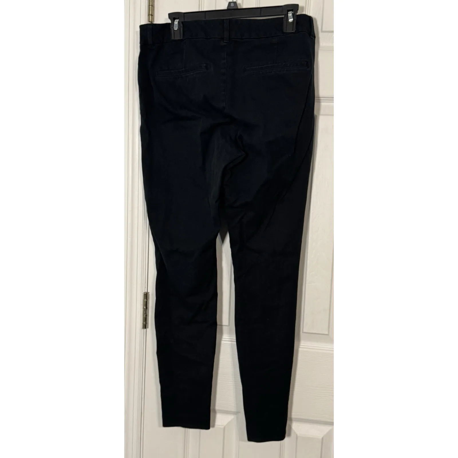 Old Navy High Rise Pixie Straight Leg Ankle Pants Size 12 Black High Rise E472 - Image 2