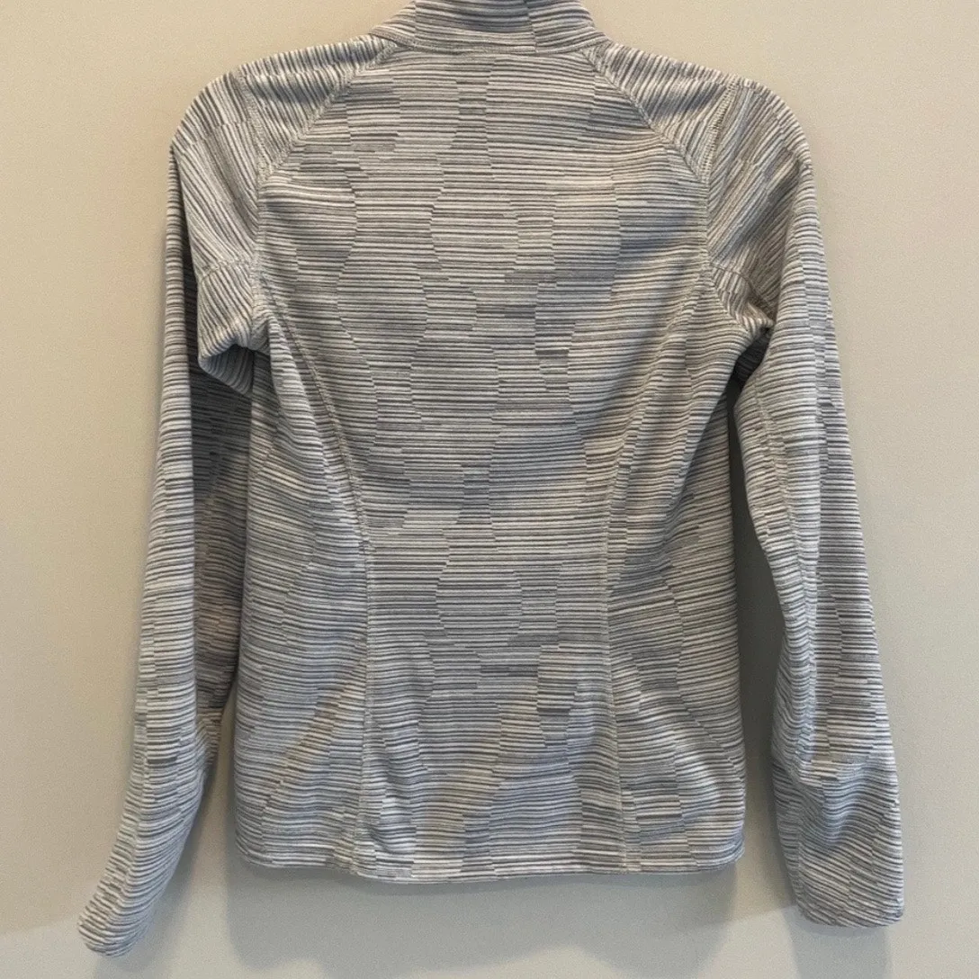 The North Face Glacier 1/4 Zip Mock Neck Medium Gray Fleece Pullover Jacket - Image 9