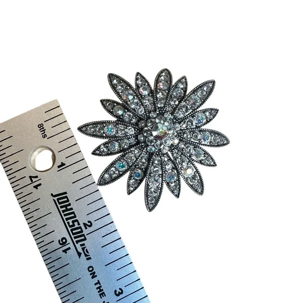 Joan Rivers Swarovski Crystal Flower Brooch Silver - Image 6