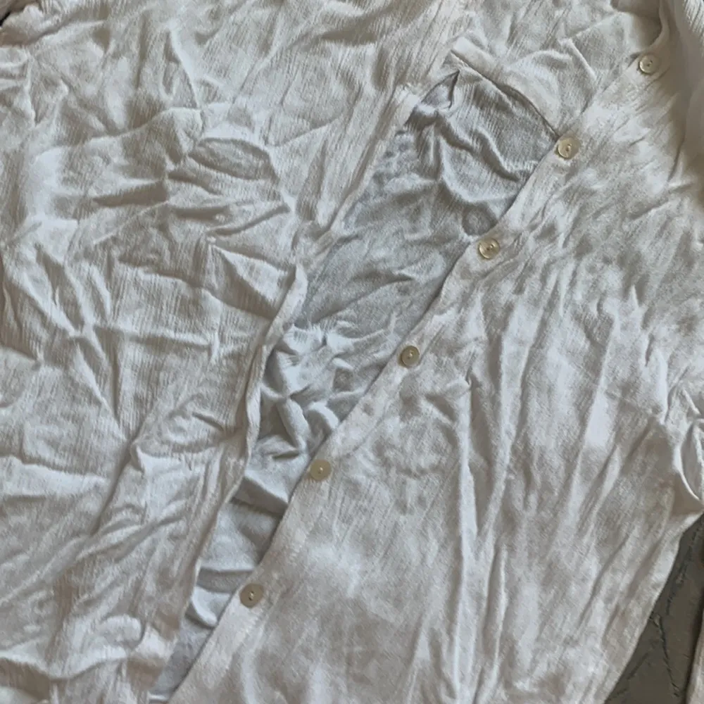 Lovers + friends white button front shirt - Image 2