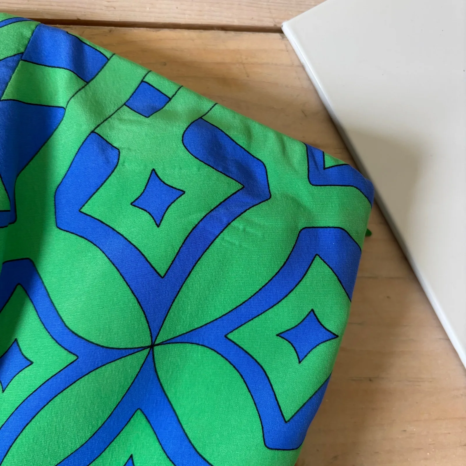 Alice & Trixie EUC Women's Green Blue Silk Strapless Geo Print Dress Size M - Image 8