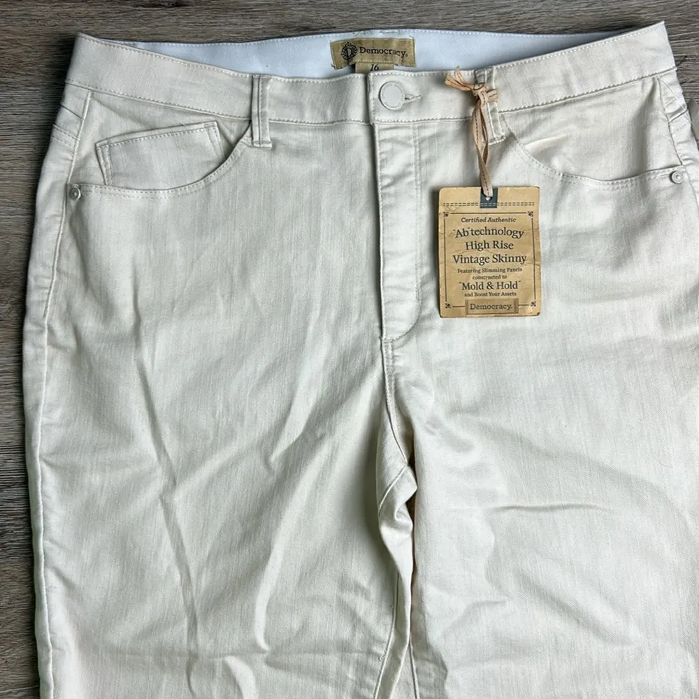 Democracy “Ab” Technology High Rise Vintage Skinny Cream Jeans Size 16 - Image 7