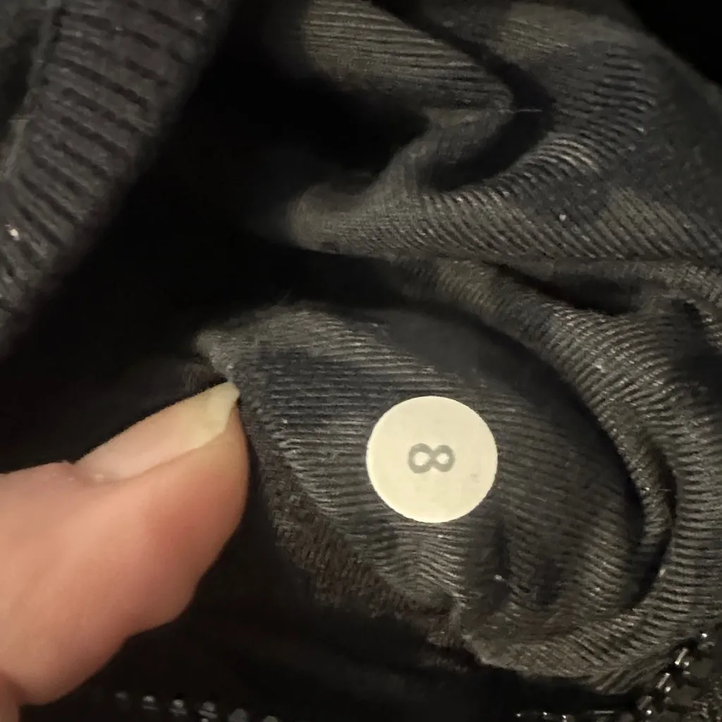 Lululemon Namaskar Hoodie
Animal Swirl Deep Coal Black / Black - Image 3