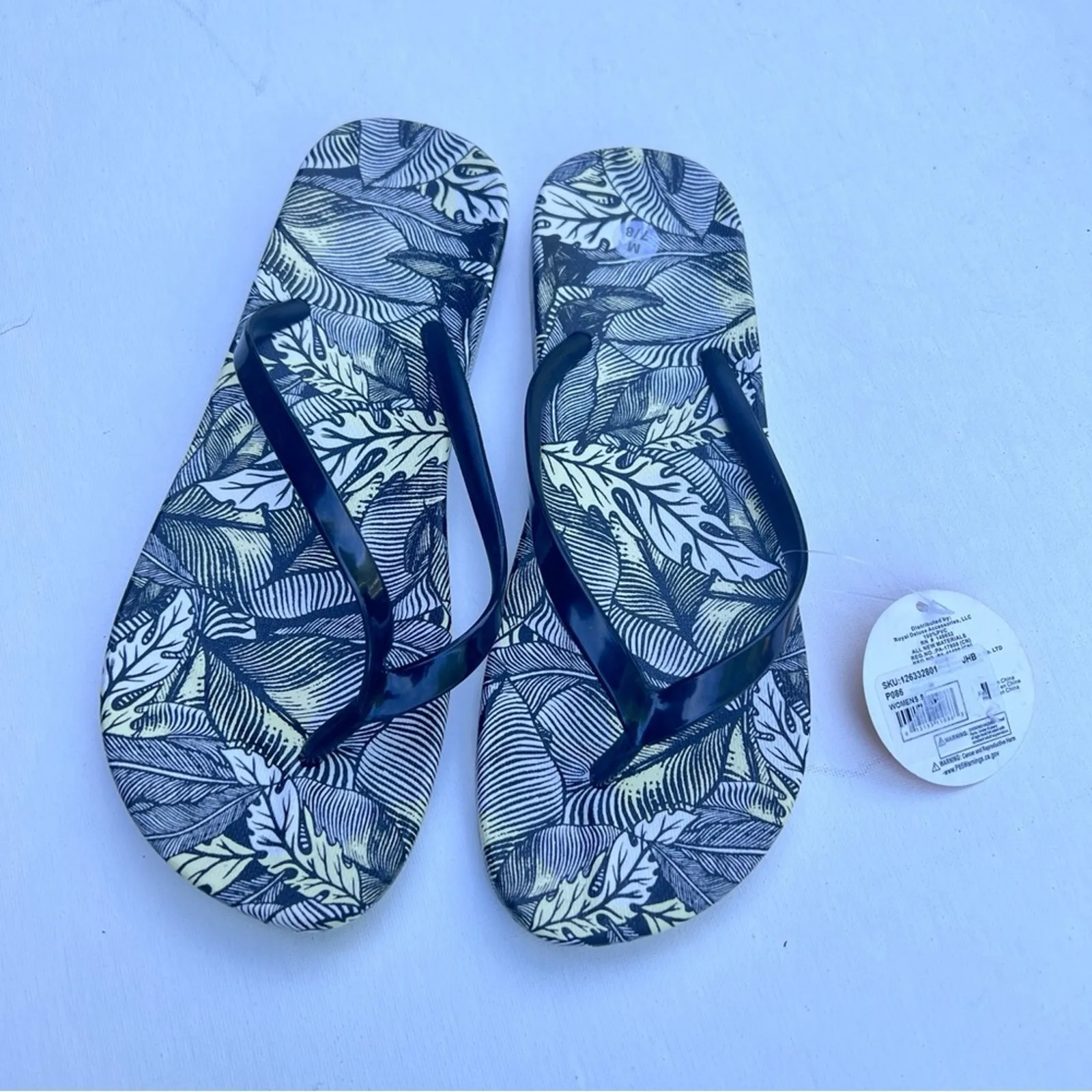 Sole Selection Women’s Tropical Print Sandals NWT Sz 39 Black - Image 2