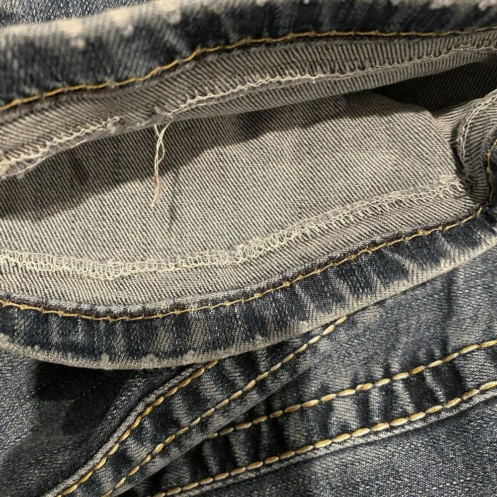 BKE Harper Jeans Womens 31x31.5 Blue Denim Distressed Casual‎ straight 31R flaw - Image 10