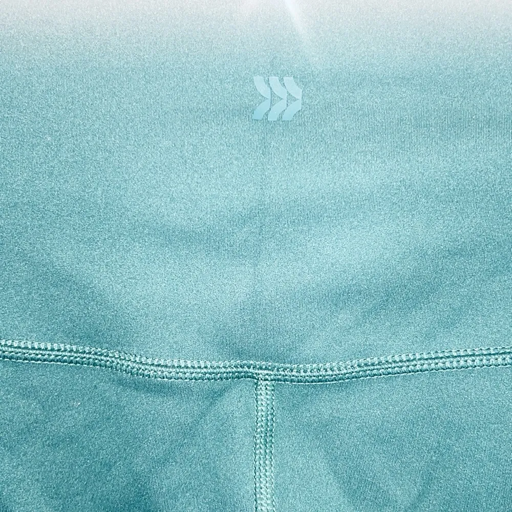 All In Motion For Target Green High Rise Criss Cross Side Pocket Leggings - Image 7