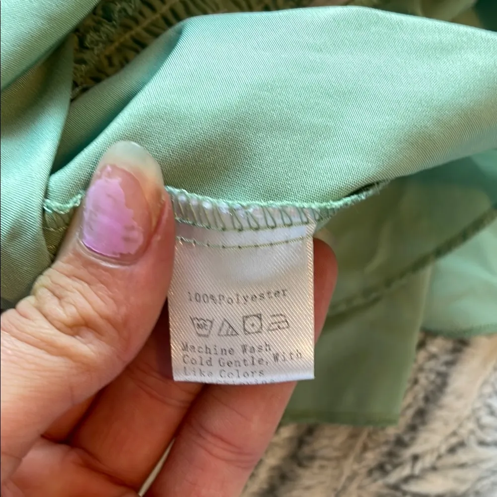 Green Smocked Peplum Crop Top size large‎ - Image 6