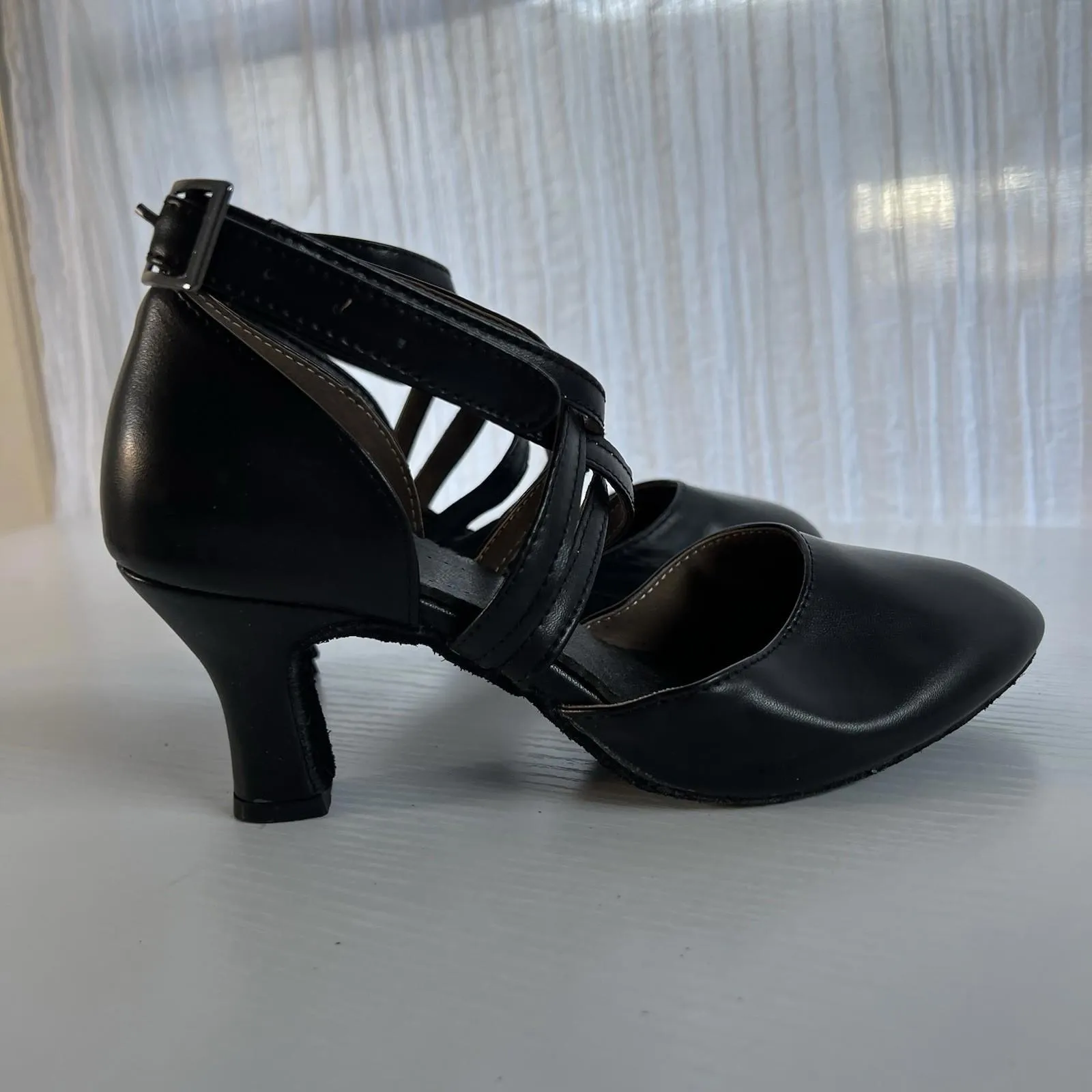 Vintage Black Leather Criss Cross Strap Closed Toe Heels 90s Y2K Size 6.5 Luxury - Image 8