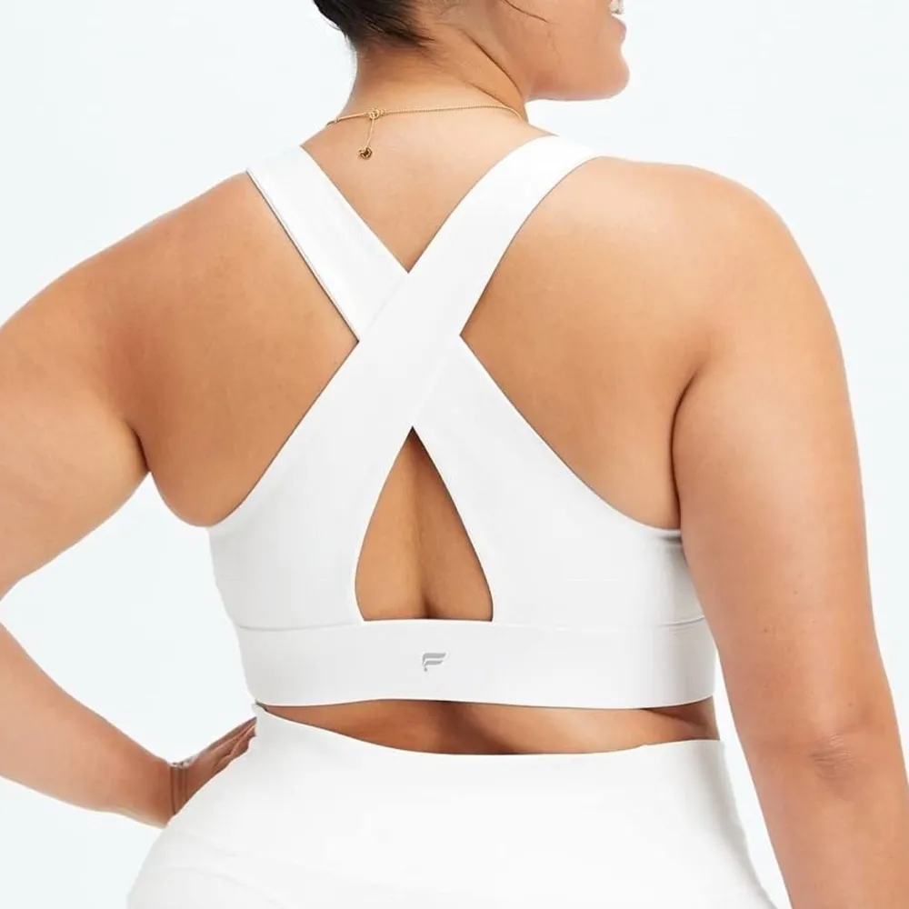 Fabletics Oasis Twist Sports Bra White Size 2X Cut Out Back Yoga Work Out Sporty - Image 2