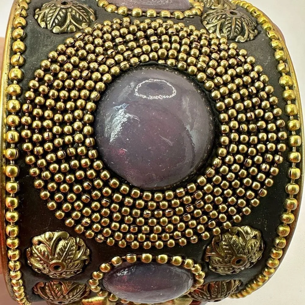 Brass and purple beaded wide bangle bracelet - Image 7