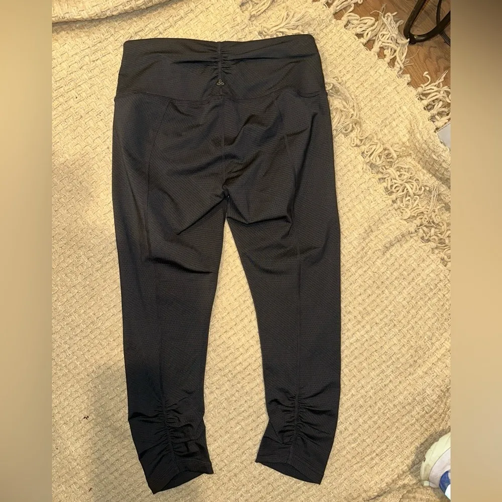 PRANA WOMENS SMALL LEGGINGS CHARCOAL - Image 3