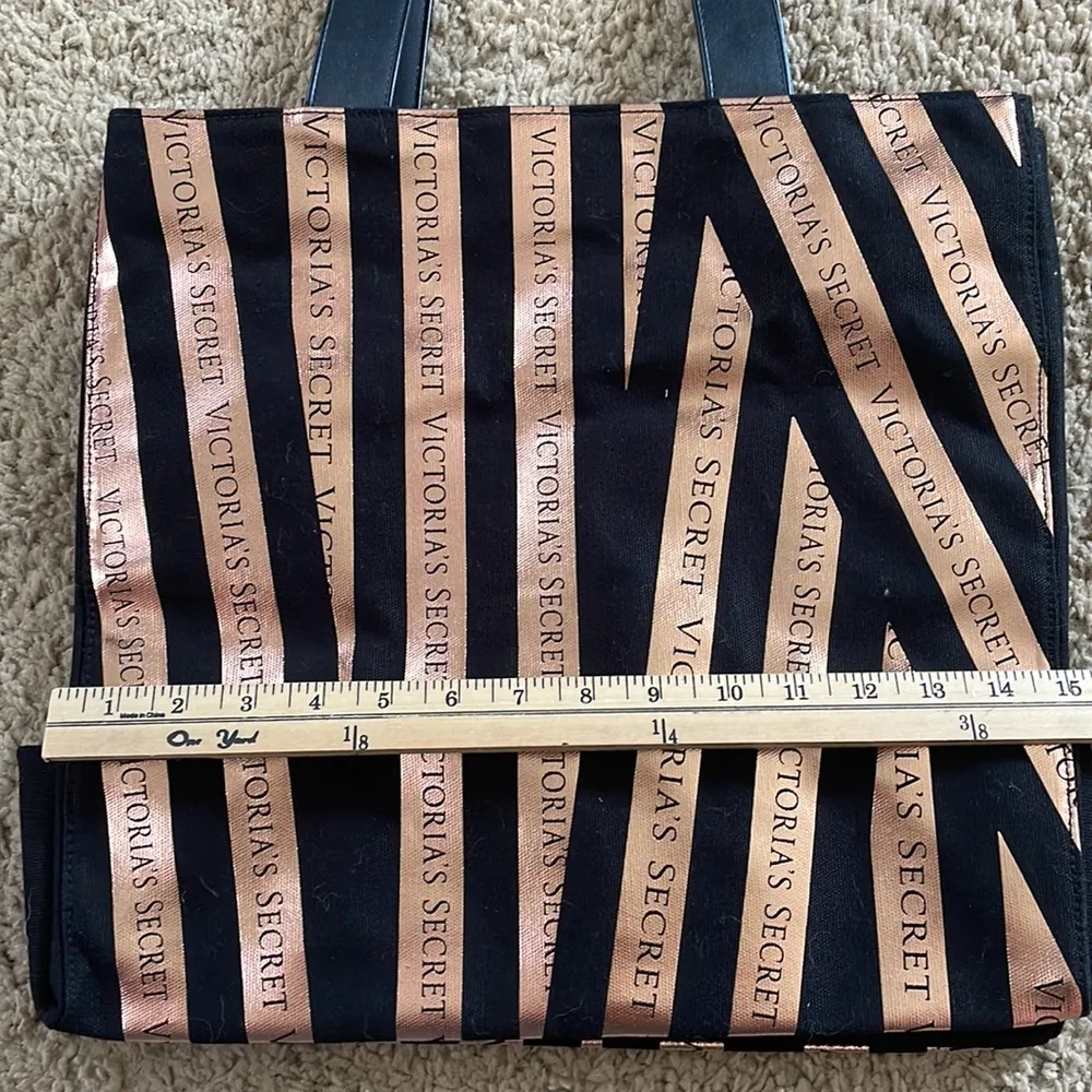 Victoria Secret Striped Light Pink & Black Overnight Tote Bag EUC - Image 3