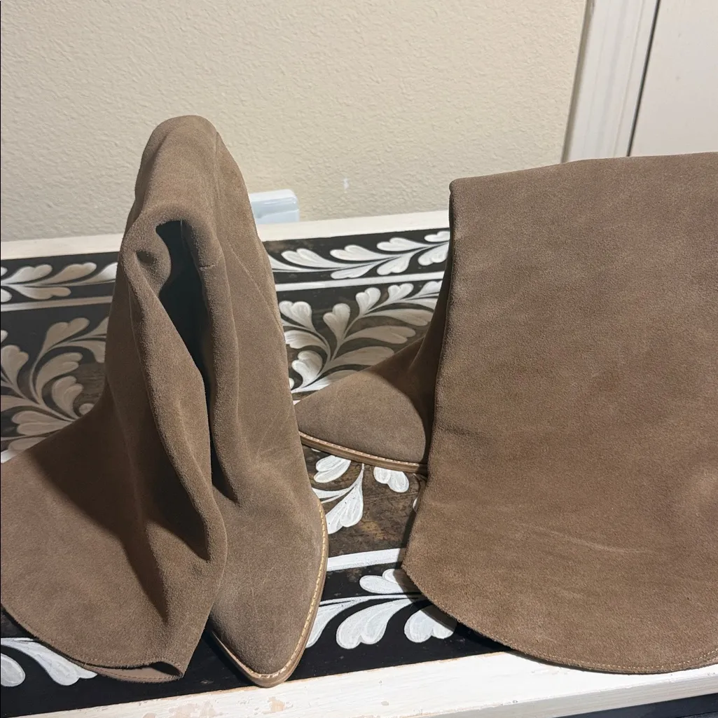 Steve Madden Knee High Boots Tan Nubuck - Image 5