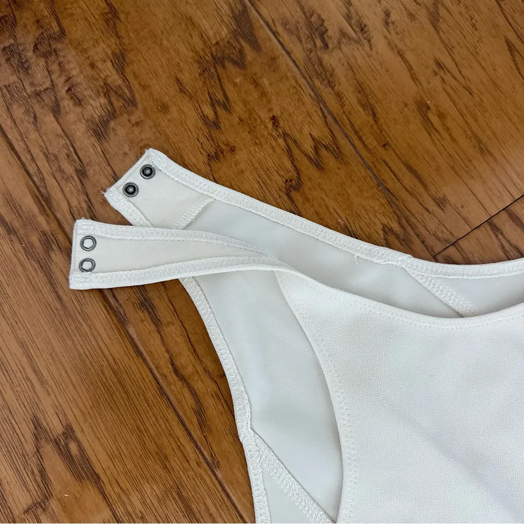 Abercrombie & Fitch Off-White Cream Women’s Large Vneck Corset Bodysuit - Image 5