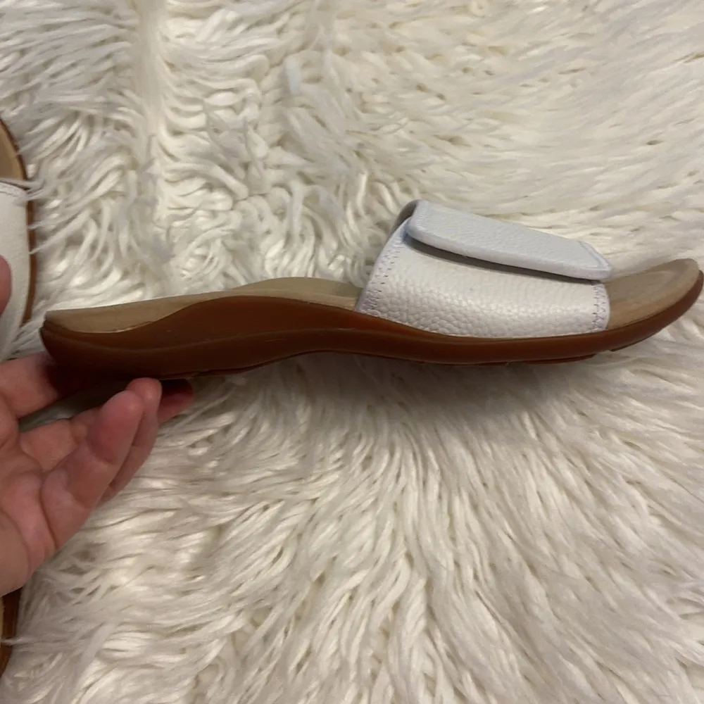 ABEO Sandals size 9.5 BNWOT see all pictures white color adjustable sandals - Image 6