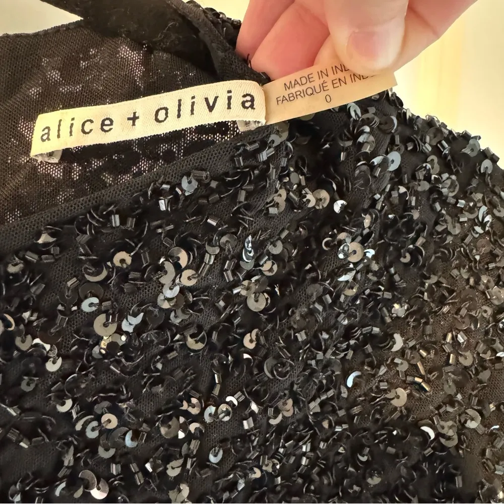 Alice + Olivia Lacey Black Beaded Cropped Sequin Top | Size 0 - Image 3