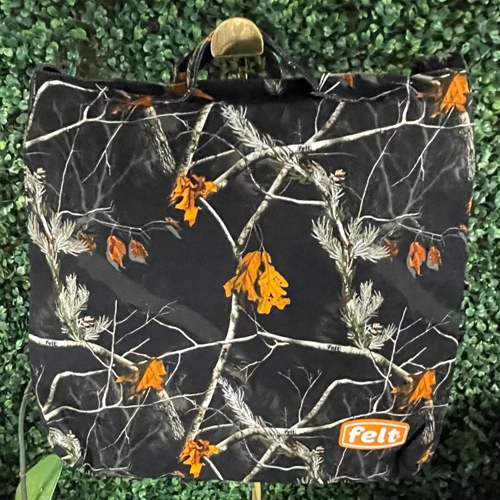 Felt (For Every Living Thing) - Image 15