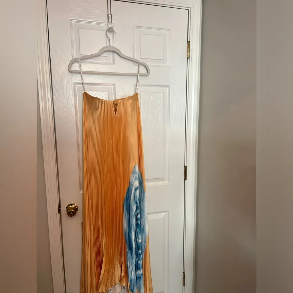 L'IDEE Black Tie Gown in Une Fleur Bleu Size 6 - Image 6