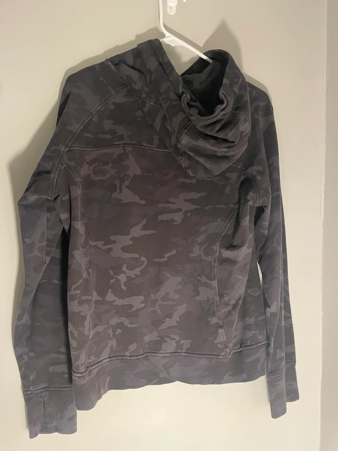 Lululemon Camo Scuba Hoodie - Image 2