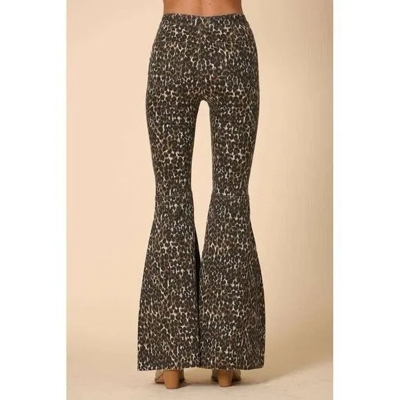 Blank Paige Leopard Print Bell Bottom Jeans Raw Hem Size M - Image 2