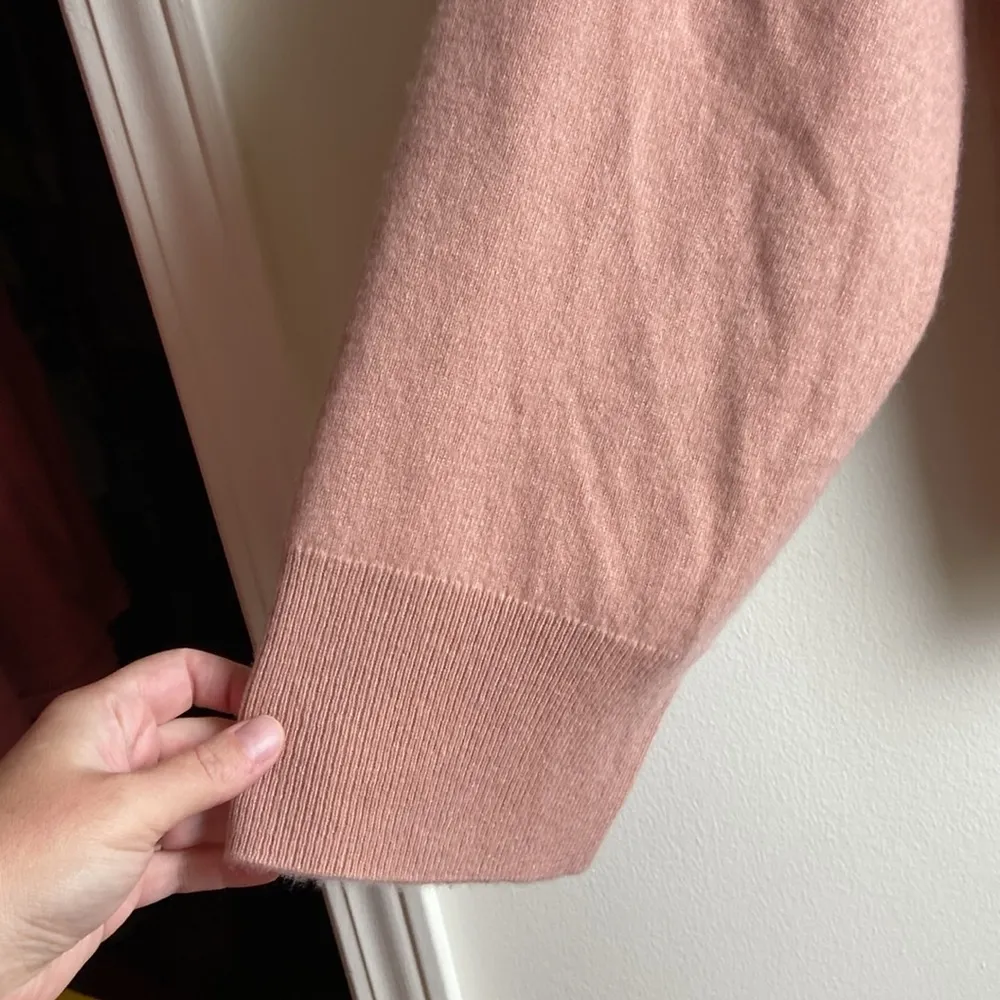 J. Crew Cashmere ribbed crewneck sweater (Sz XL) Muted Pink Bell Sleeve V-Neck - Image 5