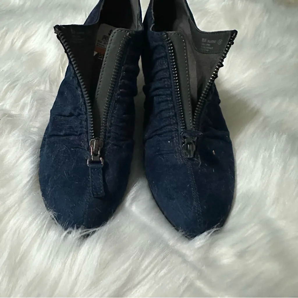 AEROSOLES Dark Blue Heeled Boots - Image 3