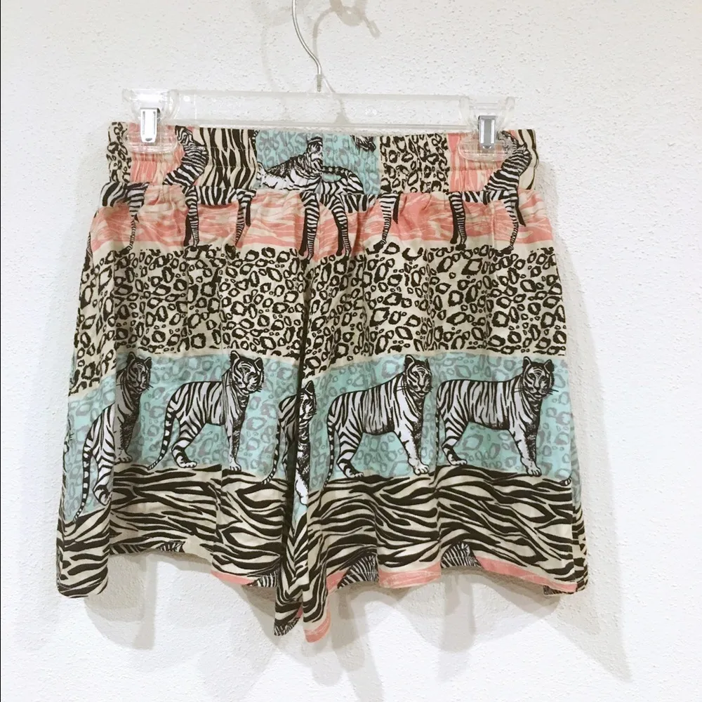Minkpink Animal Print Shorts Size XS EUC - Image 3