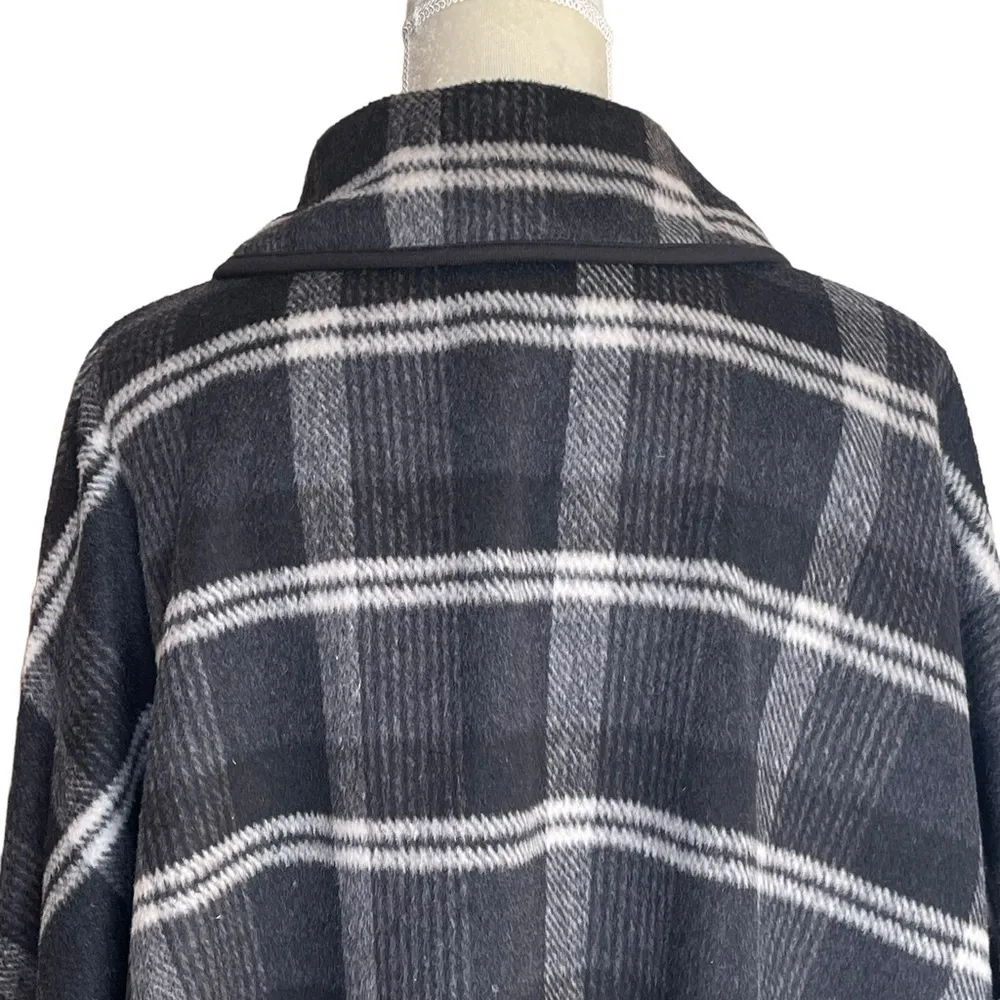 Cherokee Plaid Checkered Wool Blend Shawl Collar Poncho Girls XL 14-16 Women’s S - Image 4