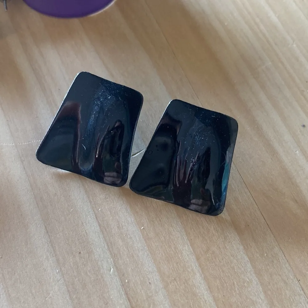 Set of‎ 4 vintage 80s earrings hoops and stud earrings Saved by the Bell - Image 2