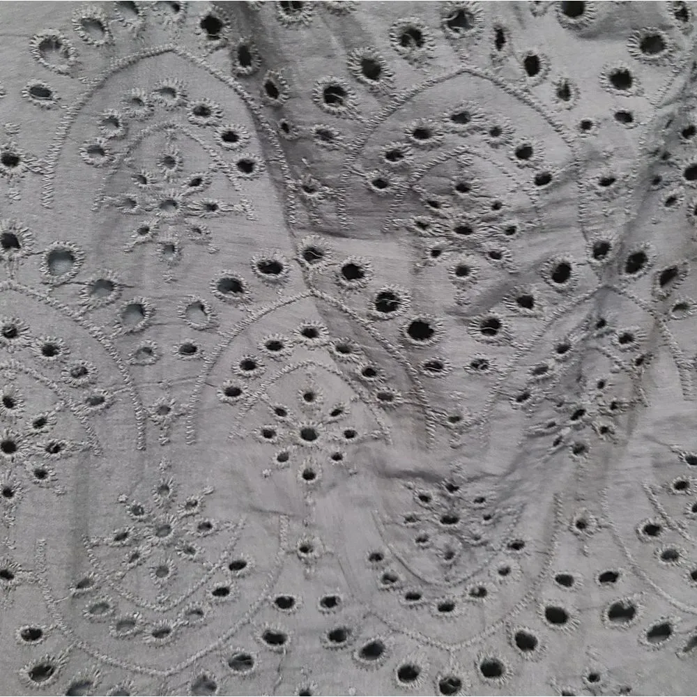 Do+Be‎ Embroidered Scalloped Cropped Top Size Small - Image 3