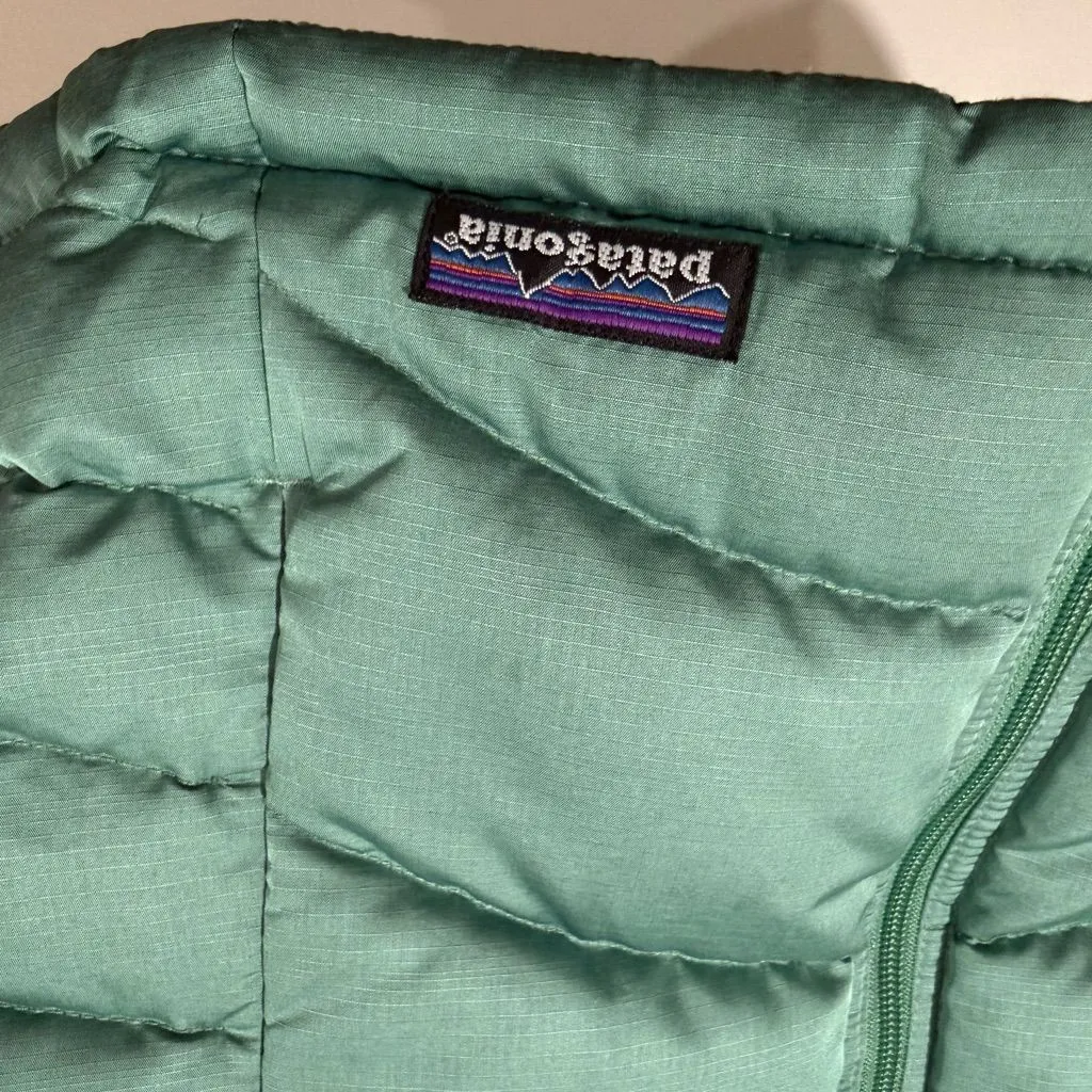 Patagonia Down Puffer Vest - Image 3