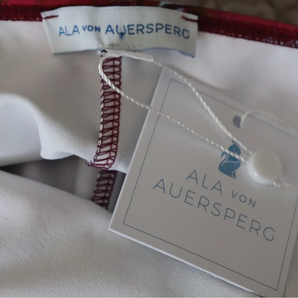 Ala von Auersperg Caterina Long Stretch Dress Raspberry Grandiflora Size Medium Red - Image 4