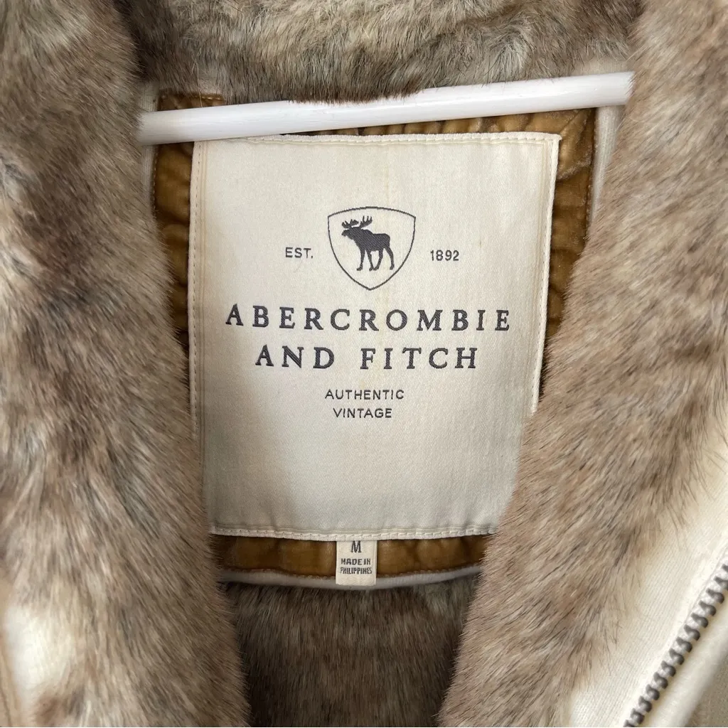 Y2K Abercrombie & Fitch Faux Fur Lined Full Zip Jacket Cream Size Medium RARE - Image 7