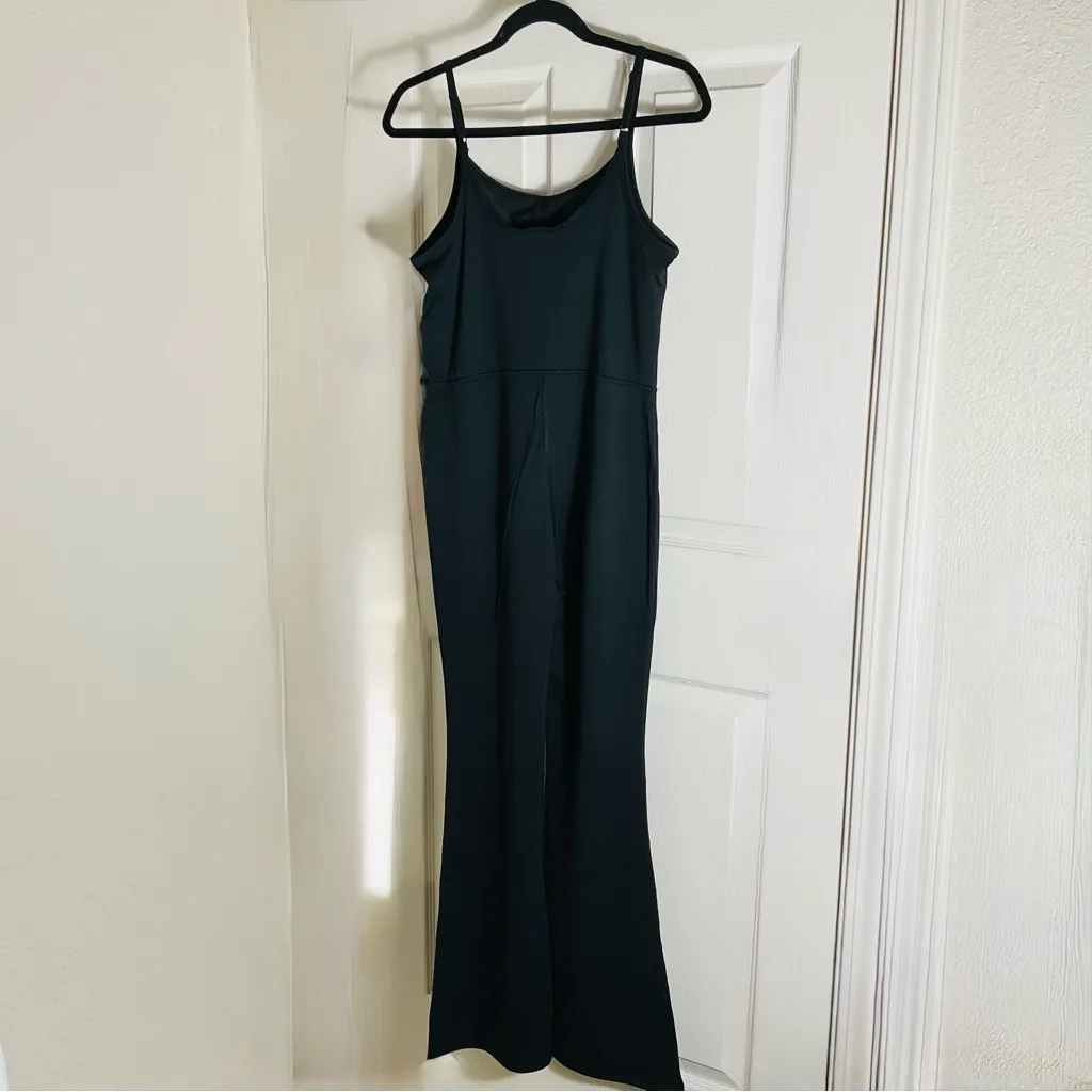 YOGALICIOUS LUX Illusion rib Scarlett FLARE Jumpsuit Size Medium - Image 8