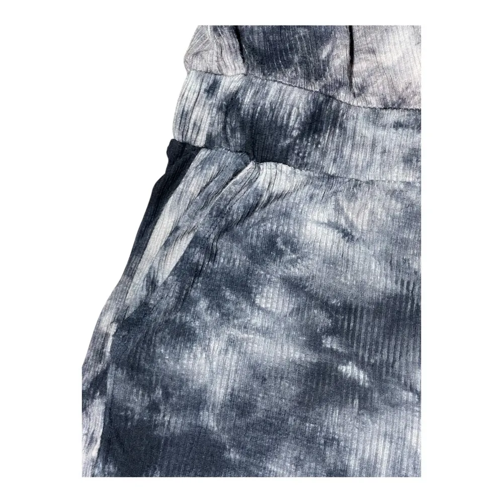 Women’s Tie-Dye Gray Sleeveless Romper - Image 4