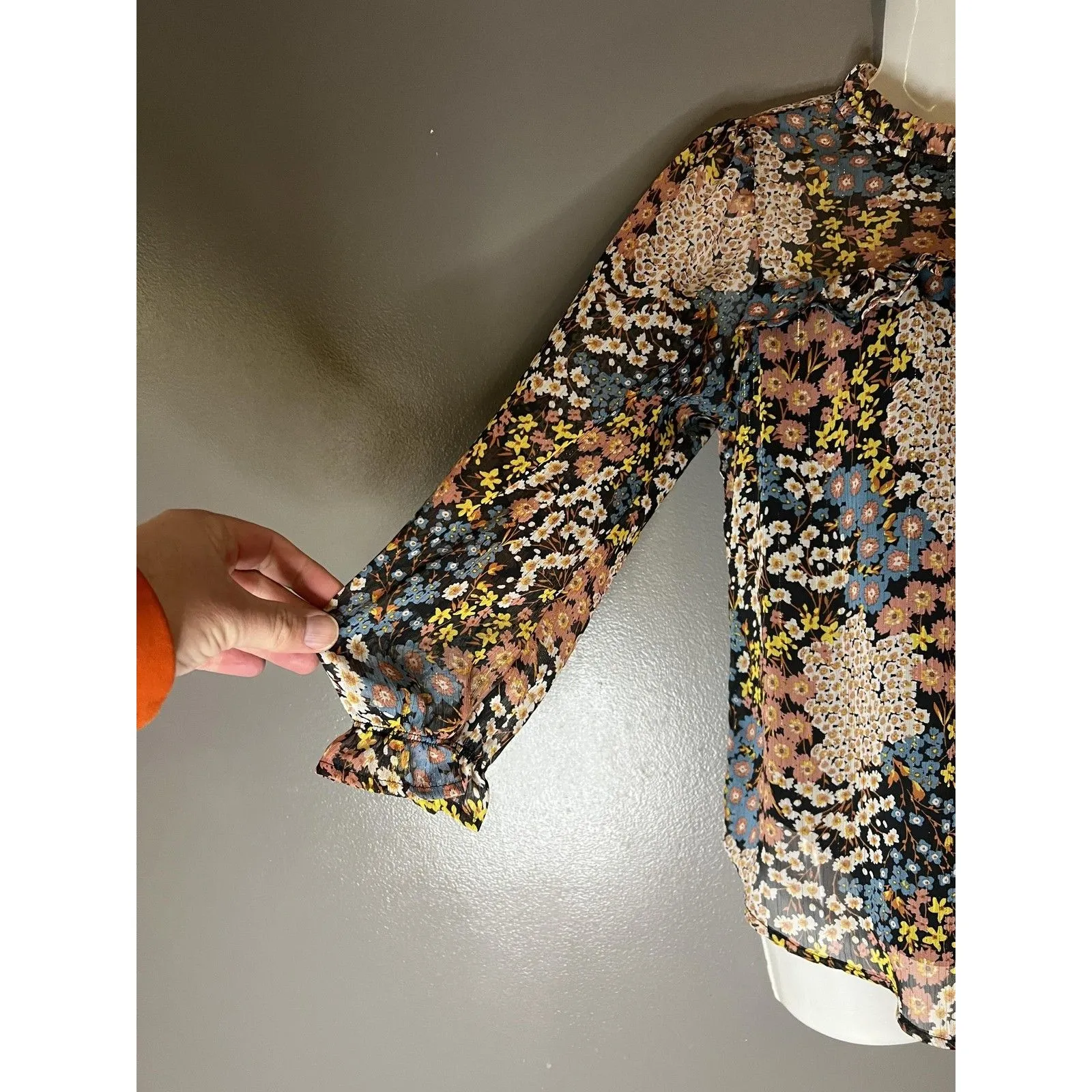 Monteau Blouse Womens Small Black Floral Ruffle Long Sleeve Sheer Lurex Top - Image 4