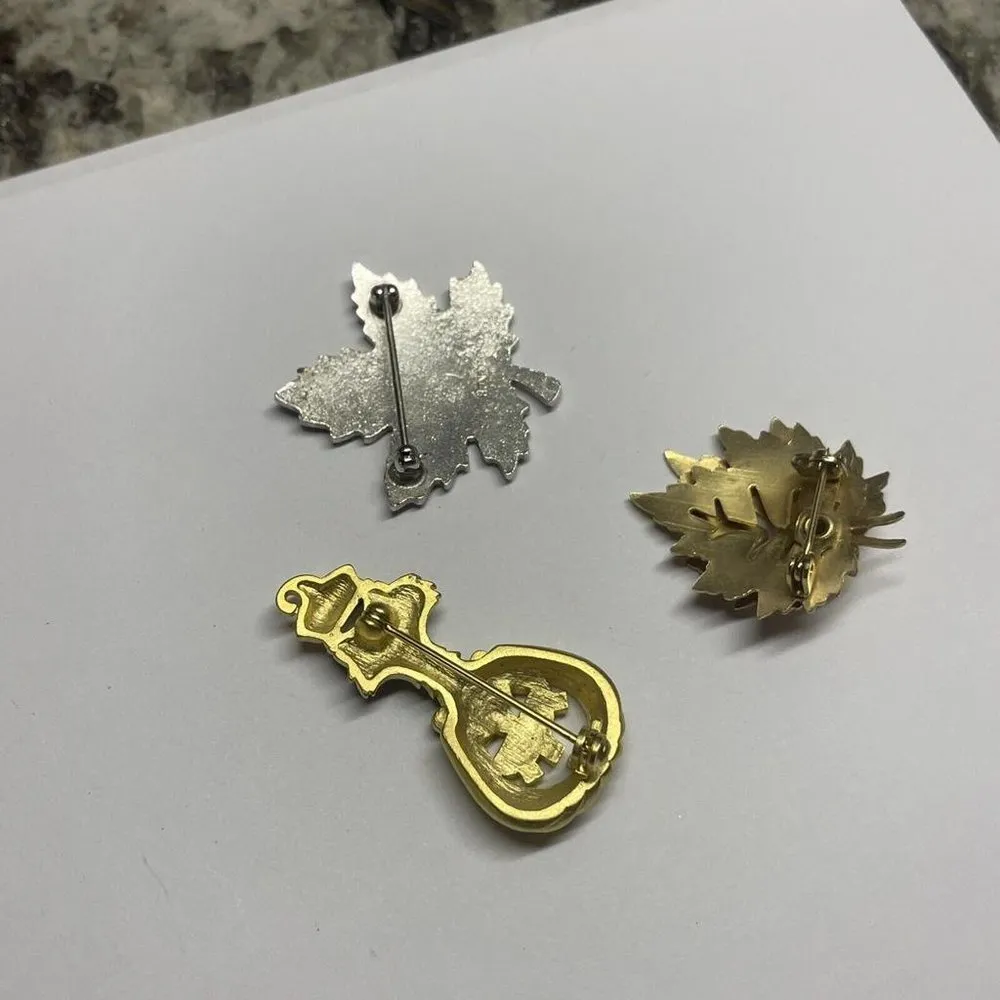 Lot Of 3 Brooch Pins Autumn Fall Thanksgiving season - Image 9