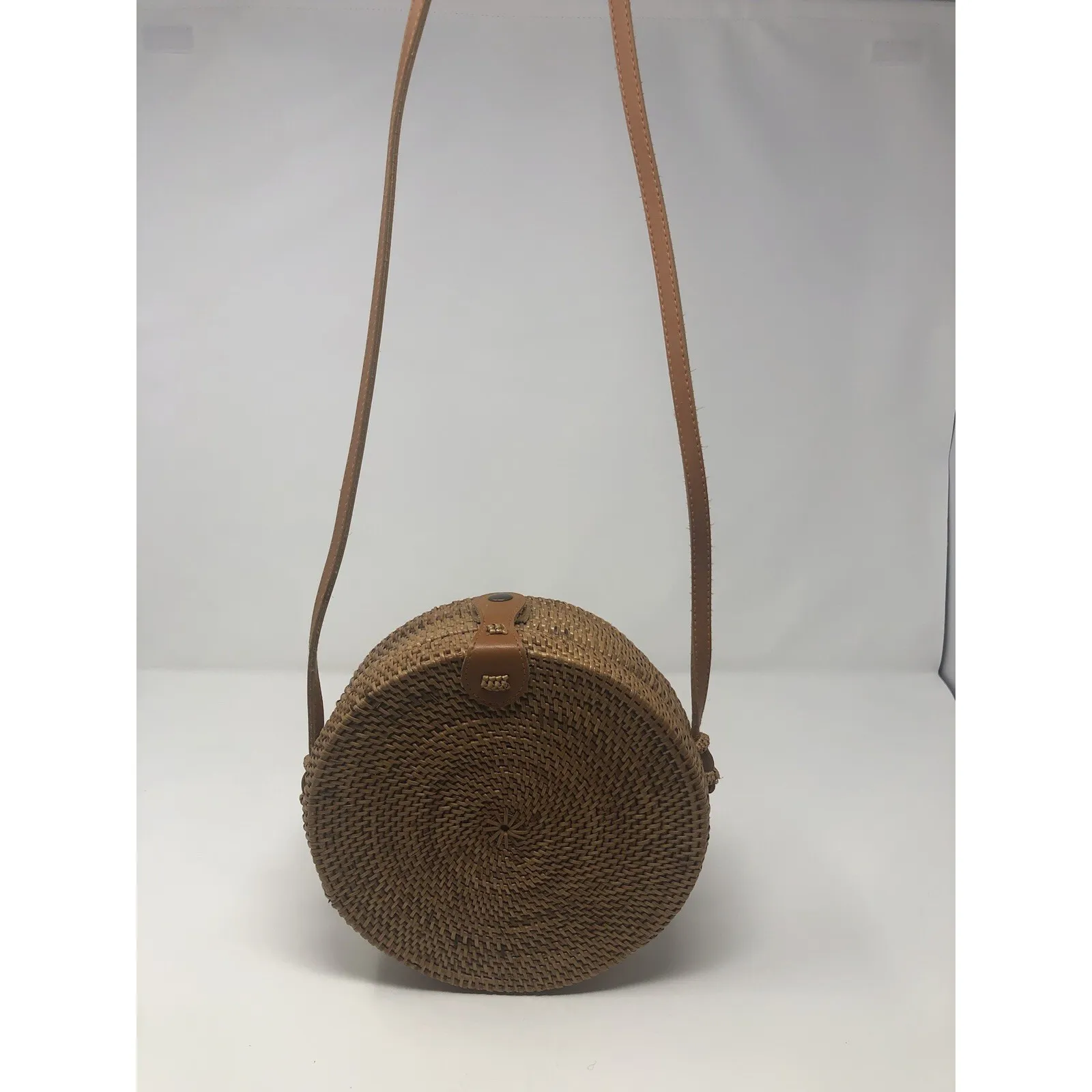 Round Wicker Straw Rattan Bag Women's Hand Woven‎ Shoulder Purse - Image 2