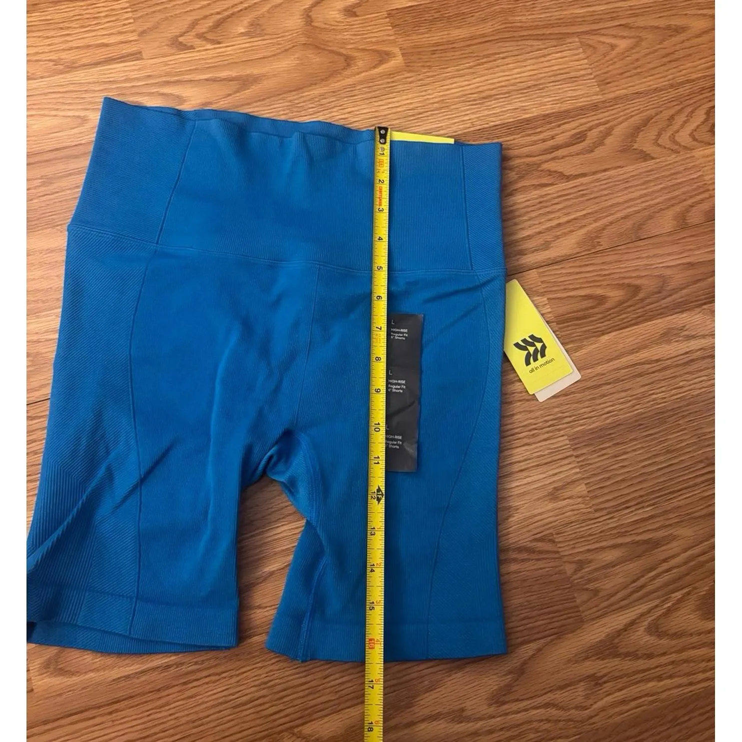 All In Motion Seamless Biker Shorts Size Large - Image 2