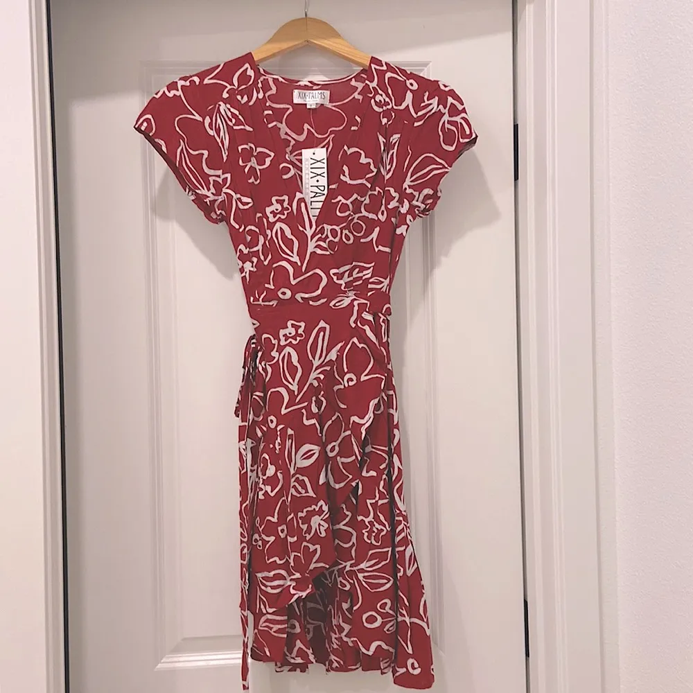 XIX Palms Louvre Party Dress Red - Image 2