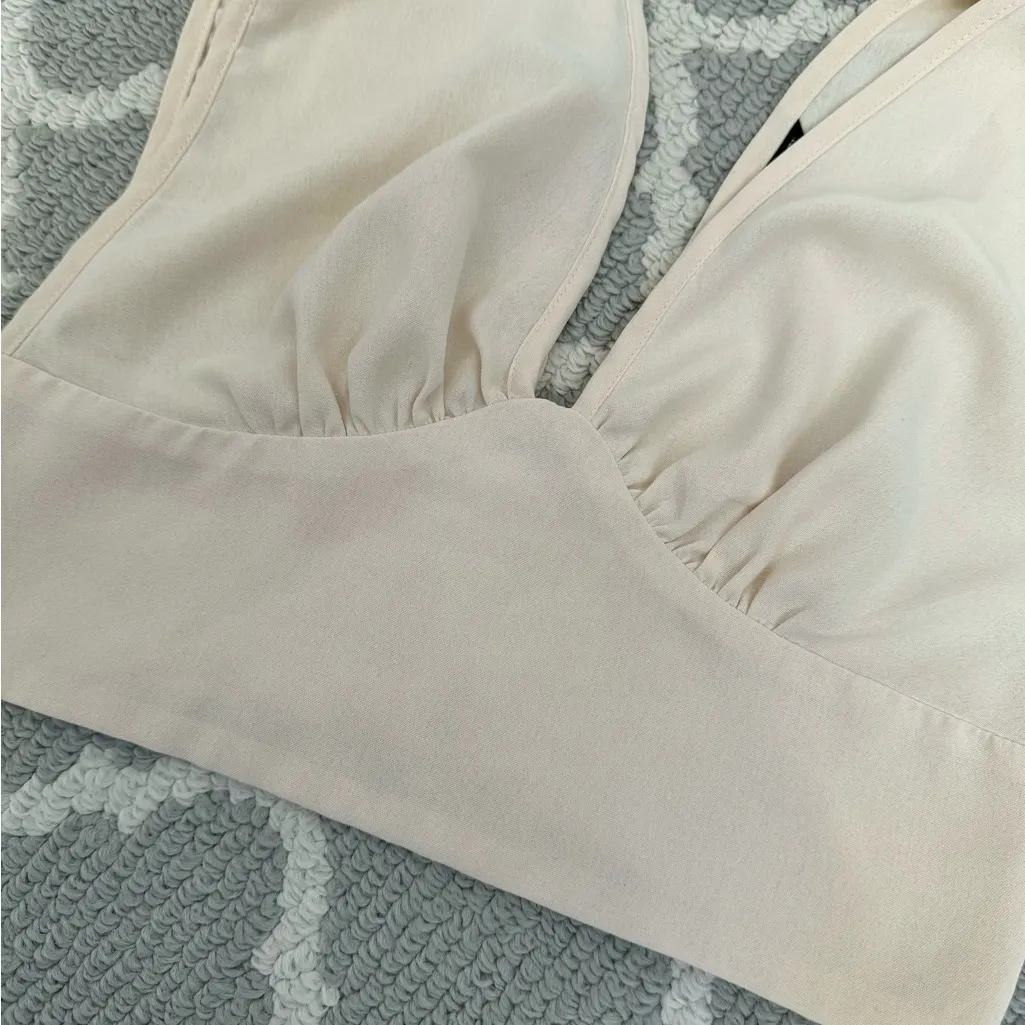 SHEIN Deep v beige plunge ruched detail longline crop top size XS - Image 3